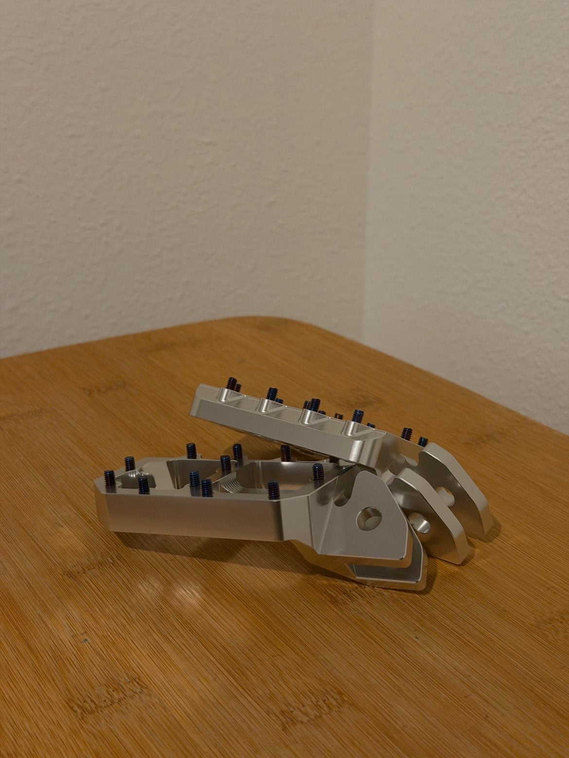 RLCustomz E-Moto Pegs